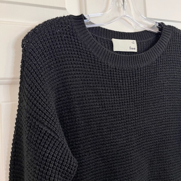 SOLD Wilfred Free Isabelli Sweater XS 100% Merino Wool Black - Picture 6 of 10